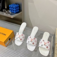 Louis Vuitton Slippers